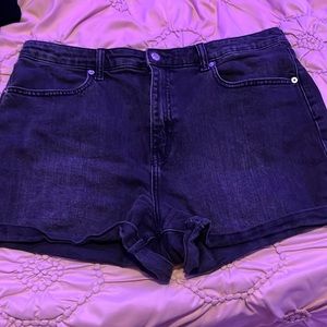 black jean shorts